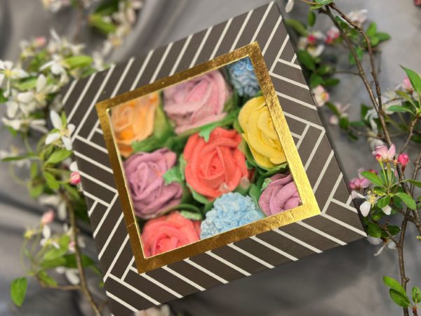 Flowers Gift Box - Image 4